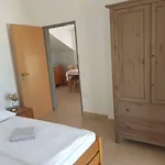 Palaca Sunca *