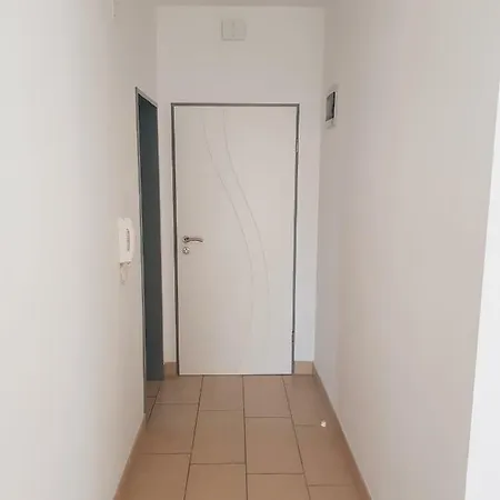 דירה Palaca Sunca סרימה